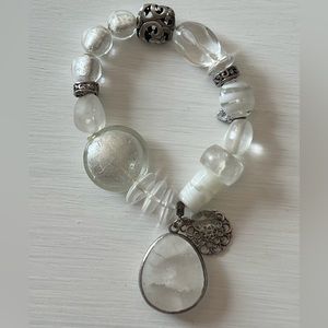 Silpada 925 sterling silver rock crystal stretch bracelet B2311